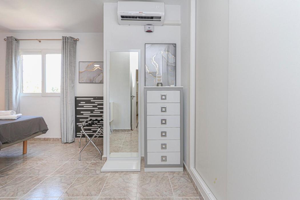 Presidential Suite Villamartin Plaza Av Brisas 67 Alicante Eksteriør bilde